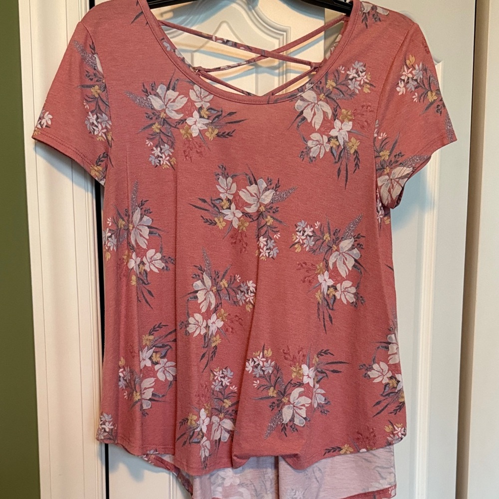 SO Floral Mauve Short Sleeve Top